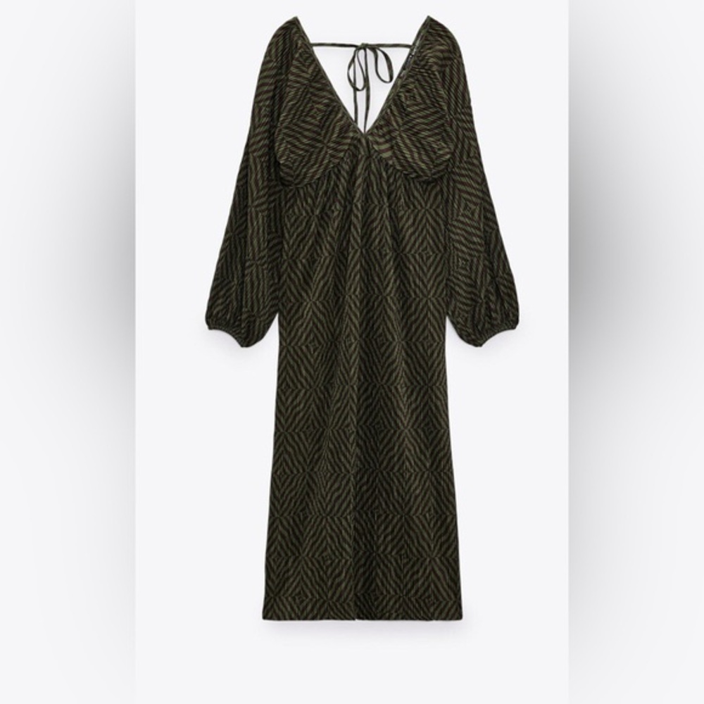 Zara Black and Green Long Sleeve Dress